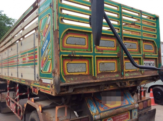 หางดั้มสองเพลายี่ห้อ ไทเทเลอร์