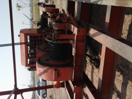 085 - 7666984  รับซื้อปั้นจั่นตอกเสาเข็ม200000-250000 และอะไหล่่วิน ตุ้ม ราง ฯ