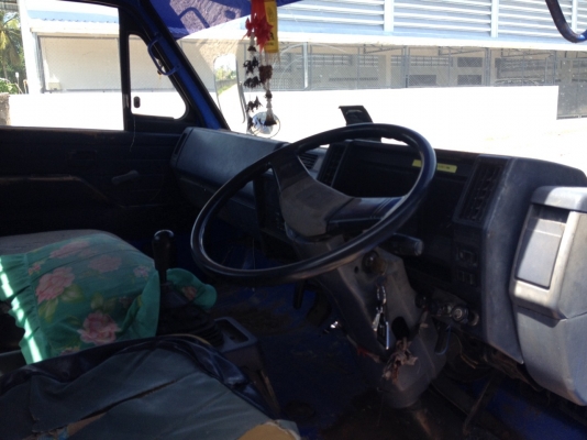 ISUZU NPR พี่กบ จังหวัดขอนแก่น มัดจำแล้วค่ะ 5,000 บาท ISUZU NPR พี่กบ จังหวัดขอนแก่น มัดจำแล้วค่ะ 5,000 บาท