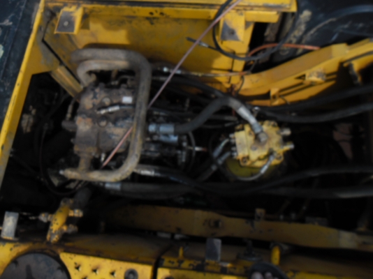 ขายรถแบคโฮ JCB รุ่น JS200 เดิมๆเอกสารเล่มทะเบียน