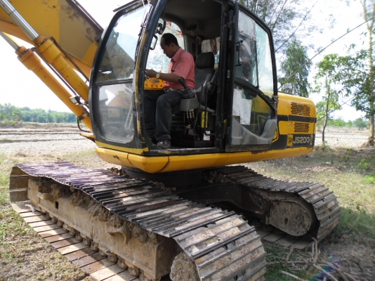 ขายรถแบคโฮ JCB รุ่น JS200 เดิมๆเอกสารเล่มทะเบียน