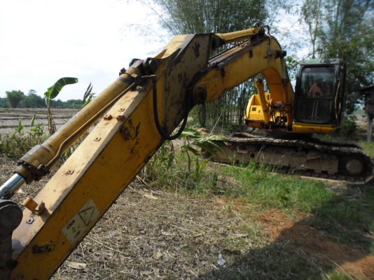 ขายรถแบคโฮ JCB รุ่น JS200 เดิมๆเอกสารเล่มทะเบียน