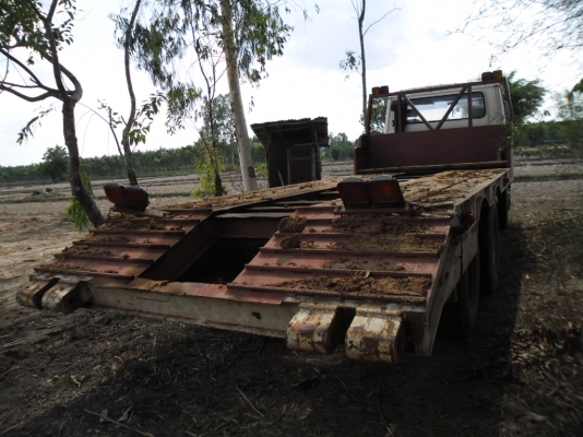 ขายรถบรรทุกรถแบคโฮ 2 เพลา NISSAN UD CW41M ทะเบียนแจ้ง ม.79