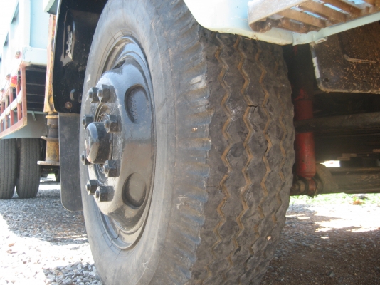 อีชูชุ  rocky 175 แรง เครน   3 ตัน 810,000 บาท