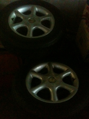 ขายล้อแม็กซ์ ขอบ 14 4 /100 พร้อมยาง ตามรูป 4,500 ขายล้อแม็กซ์ ขอบ 14 4 /100 พร้อมยาง ตามรูป 4,500