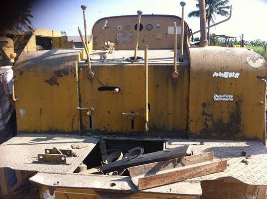 ขายด่วนรถบดสามล้อเหล็กSAKAI KD7610 ขายตามสภาพ เครื่องเกียร์ใช้งานได้ปกติ หรือต้องการอะไหล่ชิ้นไหนบอกได้ครับ