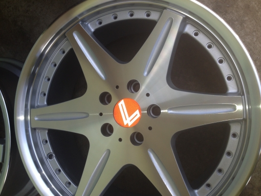 ขายล้อแม็ก Lenso ขอบ 18 5 รู แนว VIP