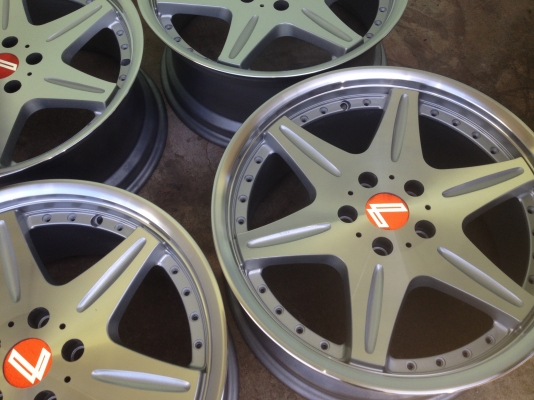 ขายล้อแม็ก Lenso ขอบ 18 5 รู แนว VIP