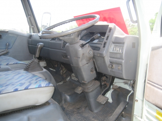 HINO  FB  เครื่อง 120 แรง  585,000 บาท