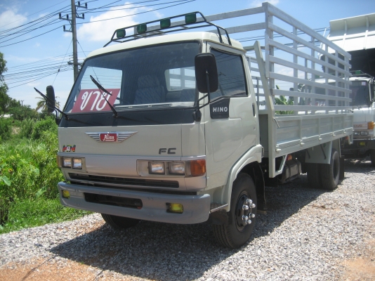 HINO  FB  เครื่อง 120 แรง  585,000 บาท