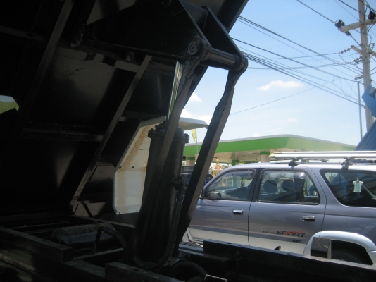 HINO FF EH700  168 แรง  710000 บาท