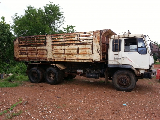 ขายรถดั๊ม 10 ล้อ ฟูโซ่