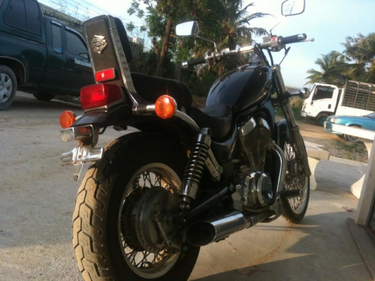 Suzuki intruder 400cc ปี1994 เดิมๆเชียงกงทั้งคัน Suzuki intruder 400cc ปี1994 เดิมๆเชียงกงทั้งคัน