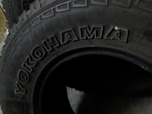 265/70R16 YOKOHAMA GOELANDER A/T-S  มี 2 เส้น TEL.081-427-3941