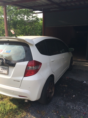 jazz 2011 รถบ้านคนใช้ขายเอง jazz 2011 รถบ้านคนใช้ขายเอง