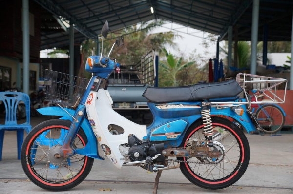 ขาย HONDA นันทิดา C 700 เครื่อง LIFAN 125 สตาทร์มือ รถพร้อมใช้ แต่งสวย อะไหล่ และ สภาพโดยรวมตามรูป เครื่องดีมาก ๆ