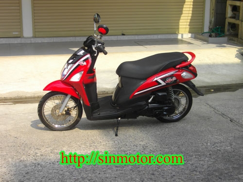 ขาย Let's หัวฉีด สีแดง-ดำ สวยสดน้องๆป้ายแดง เครื่องเทพ98\% ประกันศูนย์5ปี ราคา 21000 บาท