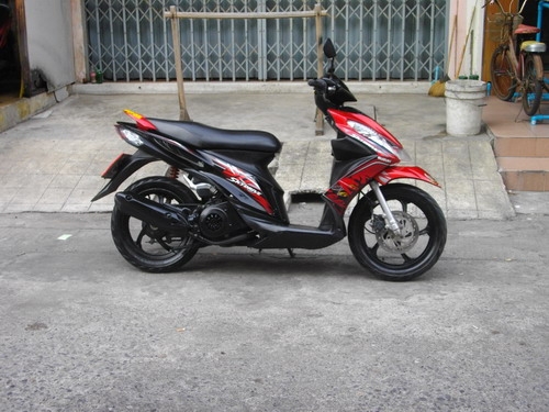 ขาย Skydrive 125cc.หัวฉีด ตัวท๊อป ล้อแม็ก เครื่องเทพ98\% ประกันศูนย์5ปี 20000 บาท