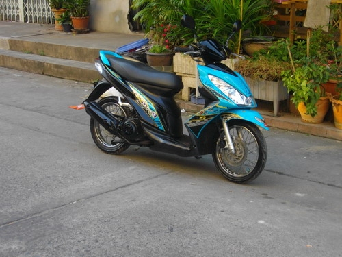 ขาย Skydrive 125cc.หัวฉีด สีฟ้า-ดำ สวยเฉียบ เครื่องสุดเยี่ยม รับประกันศูนย์5ปี ราคา 18500 บาท