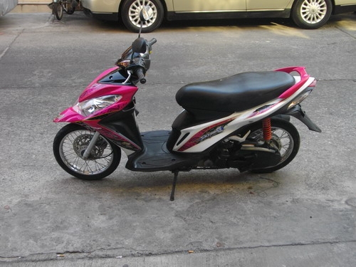 ขาย Skydrive 125cc.หัวฉีด สีชมพู-ขาว สวยแจ่ม เครื่องเทพสดมาก99\% รับประกันศูนย์5ปี 18500 บาท