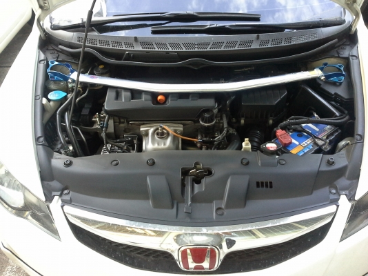 ขาย stut bar ค้ำโช้คหน้าบน civic fd 1.8