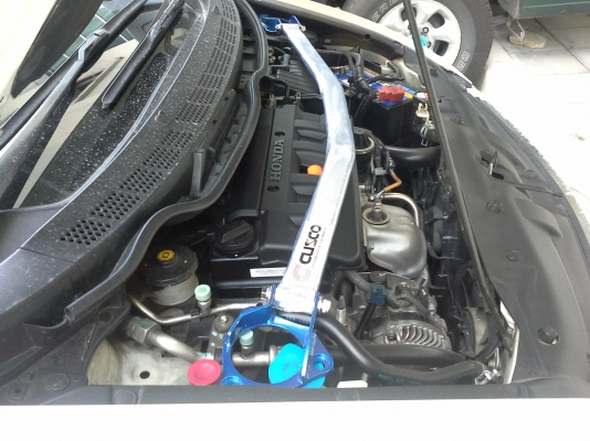 ขาย stut bar ค้ำโช้คหน้าบน civic fd 1.8