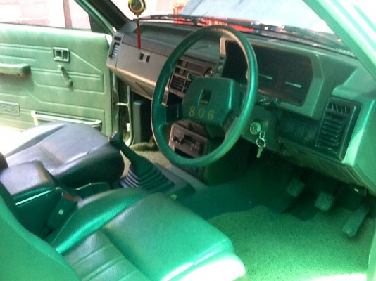 ขาย mazda b2500