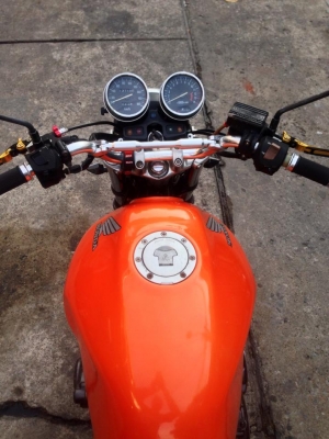 ต้ำพระราม2ขาย HONDA CB400 ปี94 อินวอย์แท้ๆ สภาพพร้อมใช้งาน สีส้มสวยๆ ระบบไฟติดครบ