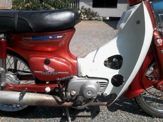 ขาย C70k2 เล่มทะเบียนไม่โอนเครื่องเดิมเก็บสีใหม่คันสตาร์ทคันเกียร์ไม่เชื่อมโครงไม่มีผุ ขาย 9500 บาท