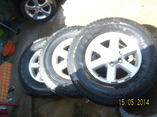 แม็กพร้อมยาง 265 70 16 ปี10