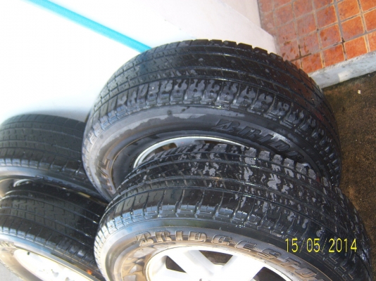 แม็กพร้อมยาง 265 70 16 ปี10