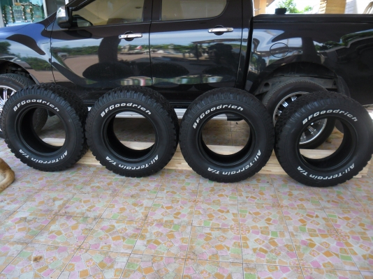 ขาย BF AT 265/70/16 ปี 09  1 ชุด ดอก 7 มิล