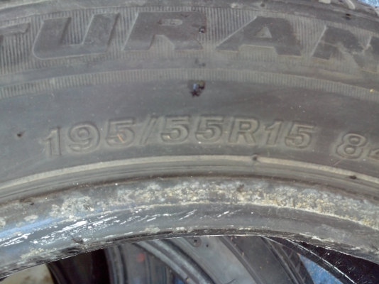 ขายยาง 195 55 15 ดอกเยอะ 4 เสัน 1500 ปี 09