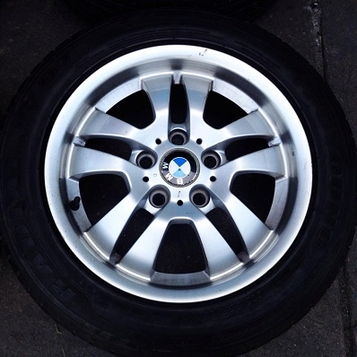 แม็กซ์ BMW E90 16 นิ้ว พร้อมยาง สภาพสวยเดิม ยางปี 11-12 ตจว ส่งฟรีครับ