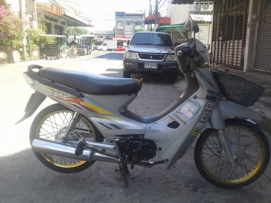 Wave 100 ปี 46 สีเทา เครื่องเดิม เบาะหุ้มใหม่ให้แล้ว เล่ม เอกสารพร้อม ภาษี พรบ.ถึงปีหน้า