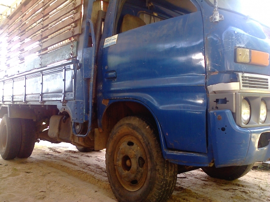 ขาย6ล้อ อีซูซู TL-100 ฝาดำ พร้อมใช้งาน ทะเบียน-ชุดโอนพร้อม