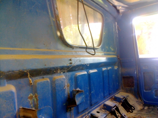 ขาย6ล้อ อีซูซู TL-100 ฝาดำ พร้อมใช้งาน ทะเบียน-ชุดโอนพร้อม