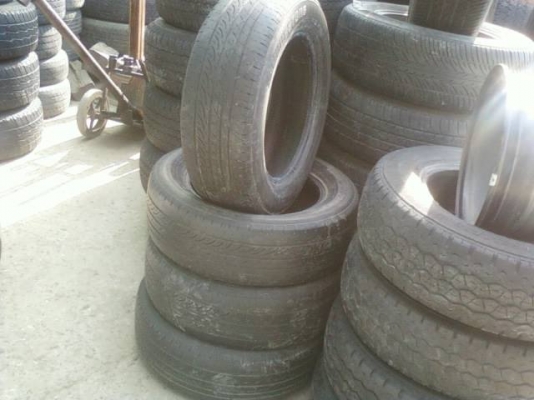 ยาง บริดสโตน ทูรันซ่า 215/60/16 ปี 11 สภาพสวย ยาง บริดสโตน ทูรันซ่า 215/60/16 ปี 11 สภาพสวย