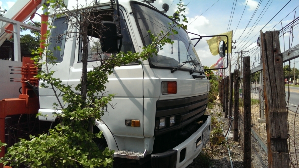 ขาย NISSAN UD CD12M 10 ล้อ 2 เพลา 3 คาน พื้นเรียบ ยาว 7.5 m พร้อมเฮี๊ยบ 5 ตัน