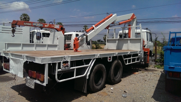 ขาย NISSAN UD CD12M 10 ล้อ 2 เพลา 3 คาน พื้นเรียบ ยาว 7.5 m พร้อมเฮี๊ยบ 5 ตัน