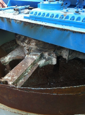 ขายโม่ครึ่งคิว พร้อม เกียร์ ขายโม่ครึ่งคิว พร้อม เกียร์