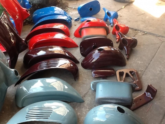 ya vespa shop เสนอ งานพ่นสีvespa ตัวจริง (ระวังงานสาดสี จากร้านที่ไม่ไดคุณภาพต่ำ) เสนอ งานพ่นสีvespa ตรงรุ่น ทุกรุ่น ประสพการณ์ จริง กว่า20ปี ในราคาเริ่มต้นที่ 7500฿ ดูงานเพิ่ม f. ya vespa shop LINE ya vespa 089-5067586ยะครับ