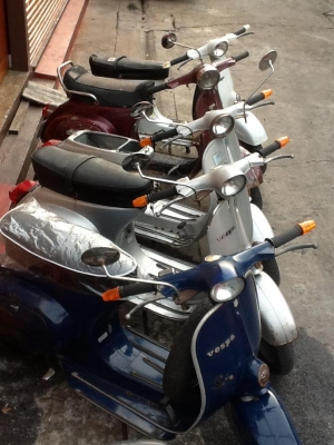 Ya vespa shop เสนอขาย vespa50cc Italy 29000฿ (ดีกว่าซื้อรถ64แปลงขาย)