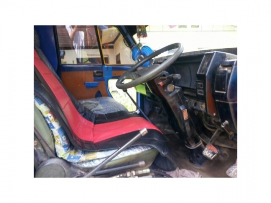 ขายISUZU NKR100แรง ดั้ม3คิว เครื่องดี แคชซีสวย ยางดีใช้ได้อีกนาน ภายในสวย เอกสารพร้อมโอน ขายISUZU NKR100แรง ดั้ม3คิว เครื่องดี แคชซีสวย ยางดีใช้ได้อีกนาน ภายในสวย เอกสารพร้อมโอน