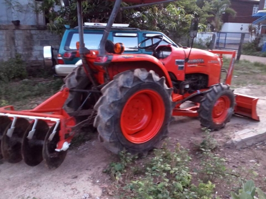 L3608  สภาพเหมือนใหม่เครืองดีเกียรไม่หอนเอาไปใช้งานไม่ผิดหวังเป็นรุ่นประหยัดแล้วครับ ยาง70\% สุดๆแล้วครับ