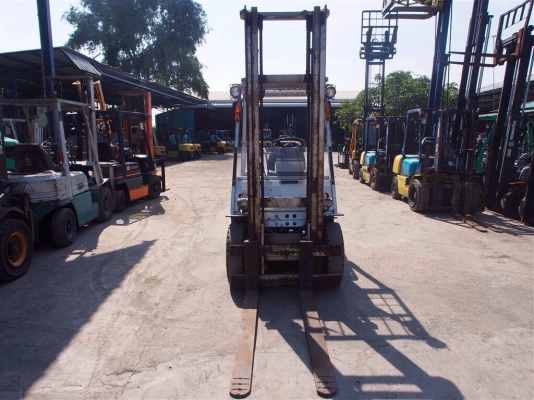 -:-*&bull;*ร ถ ย ก เ ก่ า น อ ก*&bull;*-:-TOYOTA 5FG25 เสาสูง4เมตร เครื่องเบนซิล4Y สนใจติดต่ 098-329-5979/083-062-0223