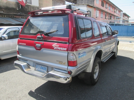 ขาย Mitsubishi Strada2.8 4ประตู 4WD ปี01. ขาย Mitsubishi Strada2.8 4ประตู 4WD ปี01.
