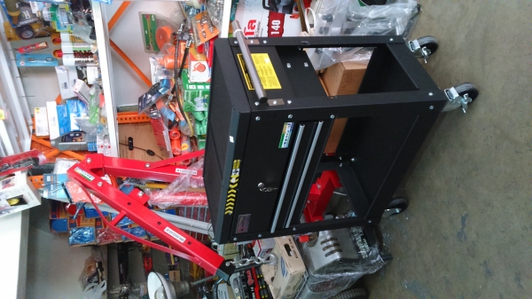 เครนยกเครื่อง,ปากกาจับเหล๊ก,ตู้เครื่องมือไม่แพง