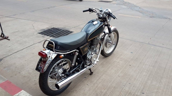 มาใหม่คับ SR 400 เลขเต็ม อินวอยส์ สรรพสามิตรแท้ ยางหลังเบิกใหม่ สวยๆเลยคับ ราคาเบาๆ 59000บาท สนใจติดต่อ 081-0578282คับ ส่งได้ทั่วไทยคับ POP BIGBIKE SAKONNAKHON