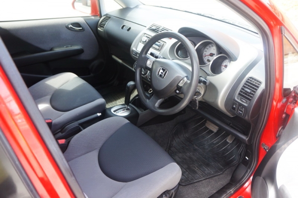 HONDA JAZZ 04 AUTO รถสวย ชุดแต่งรอบคัน เครื่องเดิมๆวิ่งดีมาก ช่วงล่างแน่น ล้อ MAXแต่ง แอร์เย็น กระจกไฟฟ้า ภายในสภาพสวย สีสวย รถพร้อมใช้งานทันที จัดไฟแนนได้ HONDA JAZZ 04 AUTO รถสวย ชุดแต่งรอบคัน เครื่องเดิมๆวิ่งดีมาก ช่วงล่างแน่น ล้อ MAXแต่ง แอร์เย็น กระจกไฟฟ้า ภายในสภาพสวย สีสวย รถพร้อมใช้งานทันที จัดไฟแนนได้